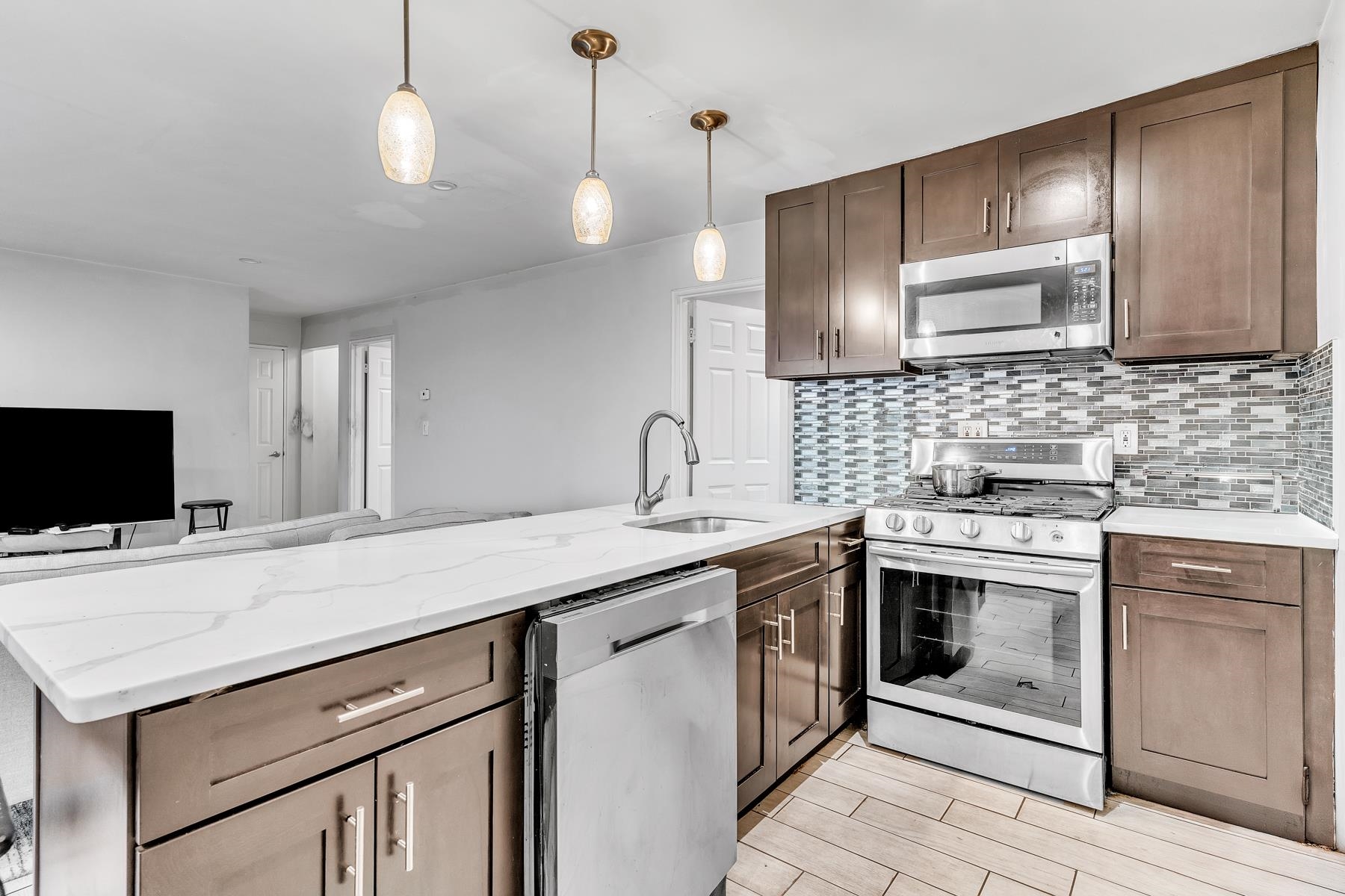 2200 Paterson Plank Rd #23, North Bergen, New Jersey image 12