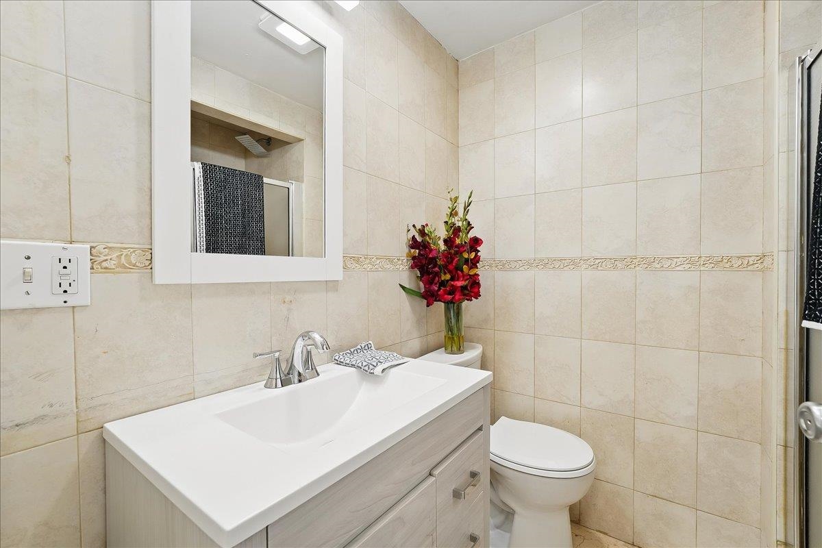 216 Sherman Ave #1R, Jersey City, New Jersey image 12