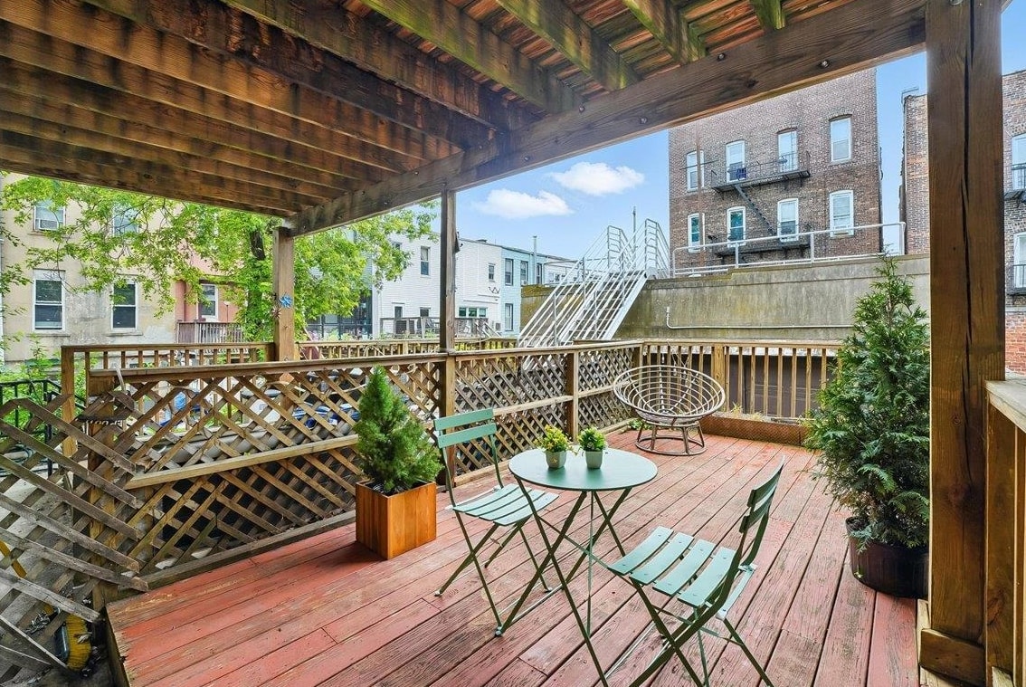 216 Sherman Ave #1R, Jersey City, New Jersey image 8