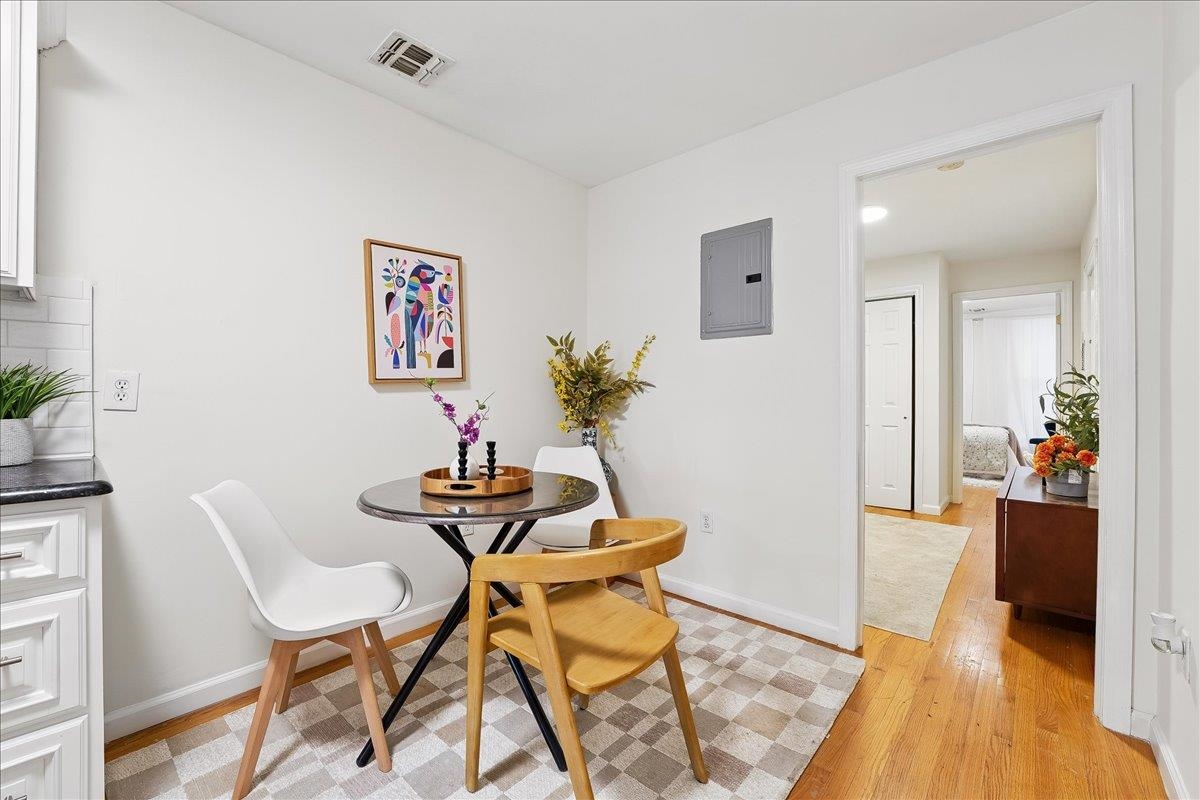 216 Sherman Ave #1R, Jersey City, New Jersey image 3