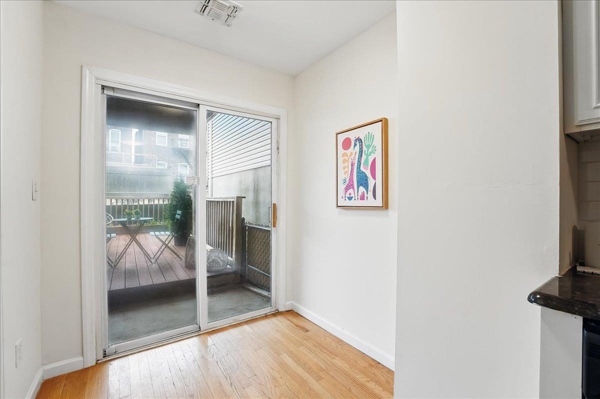 216 Sherman Ave #1R, Jersey City, New Jersey image 6