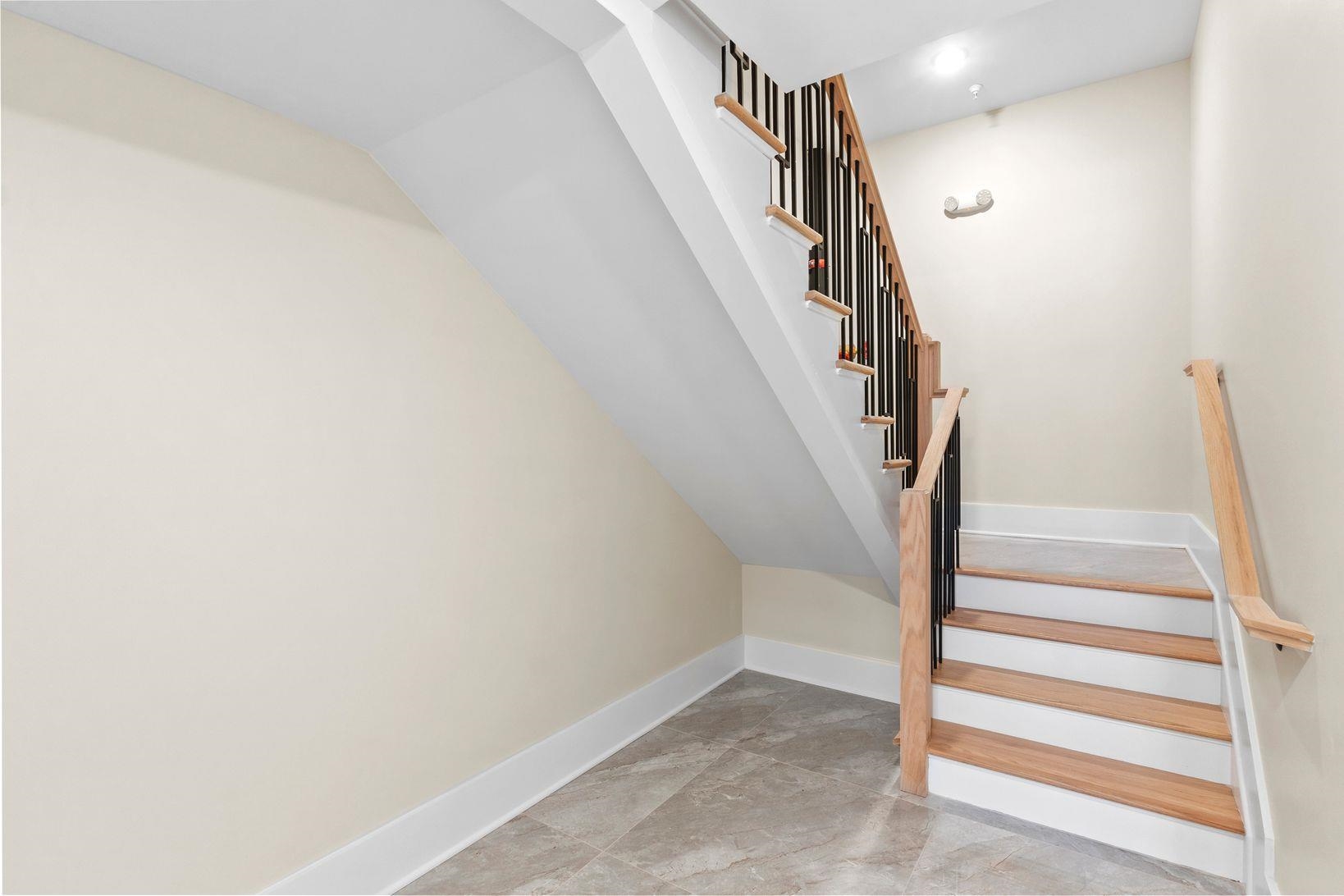 249 Bergen Ave #201, Jersey City, New Jersey image 38