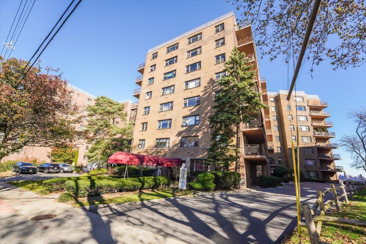 8800 Blvd East #5E, North Bergen, New Jersey image 32