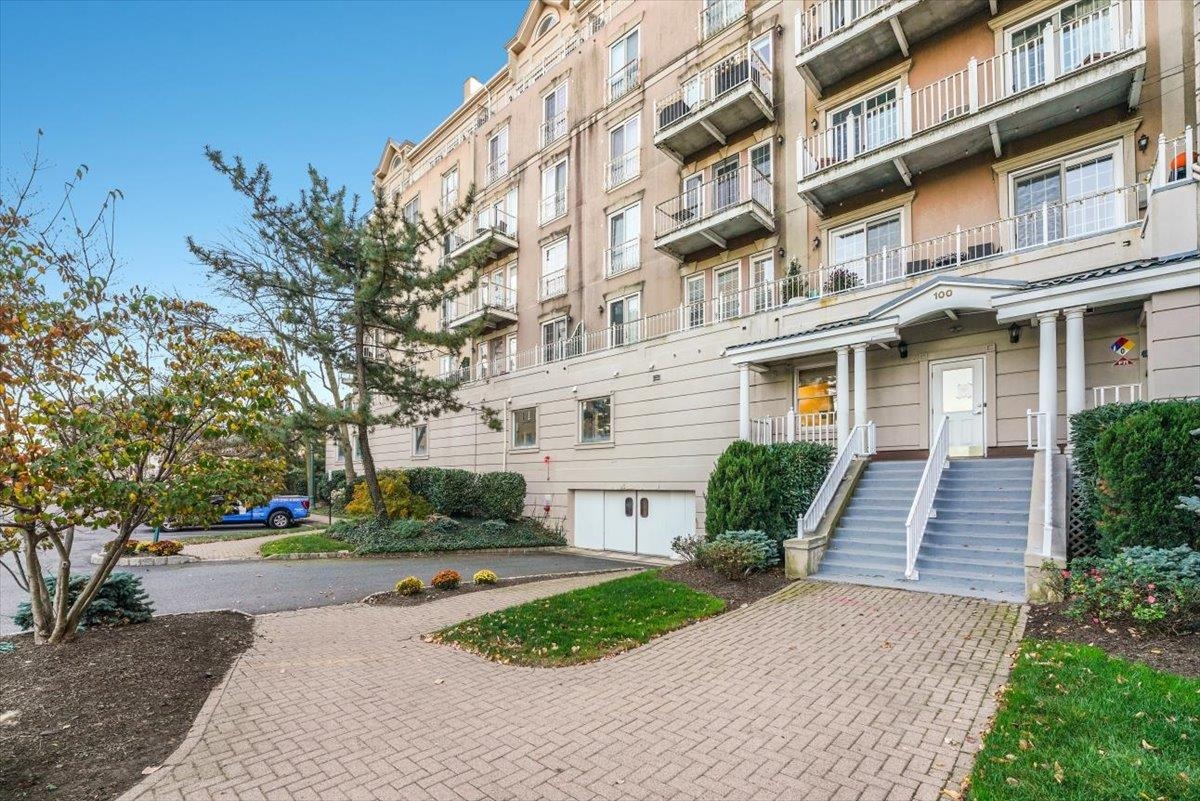 100 Shearwater Ct East Ct #84, Jersey City, New Jersey image 31