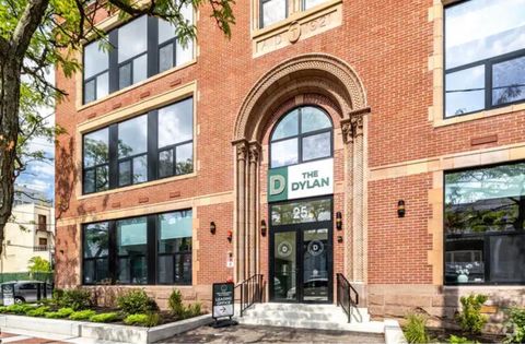 Homes For Rent - 25 E 22nd St #207<br/> Bayonne, NJ 07002