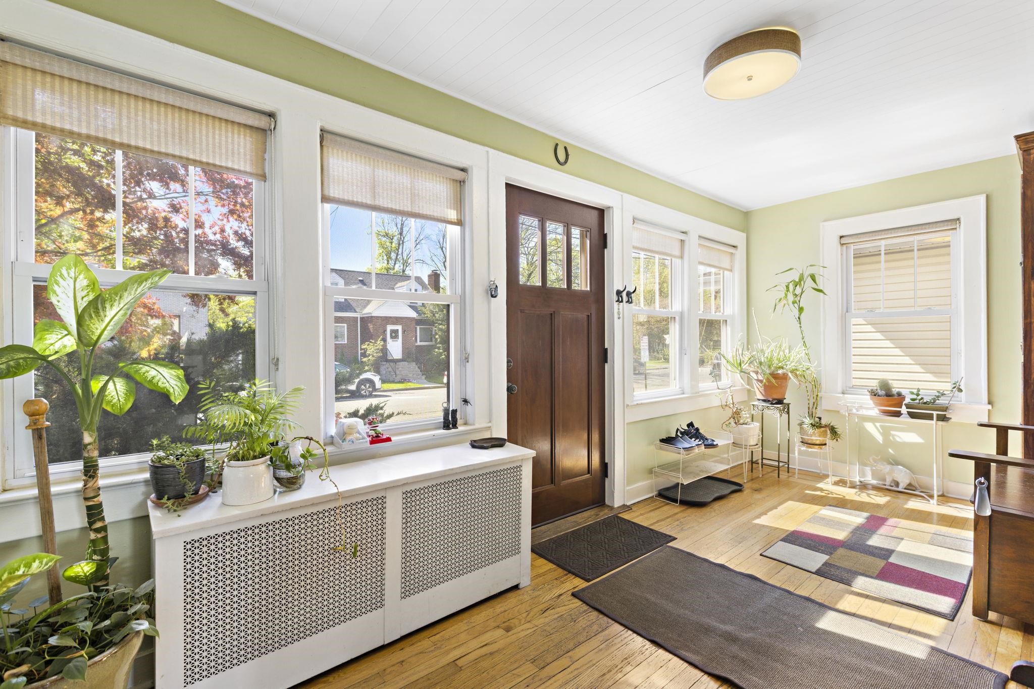 729 Humboldt St, Secaucus, New Jersey image 4