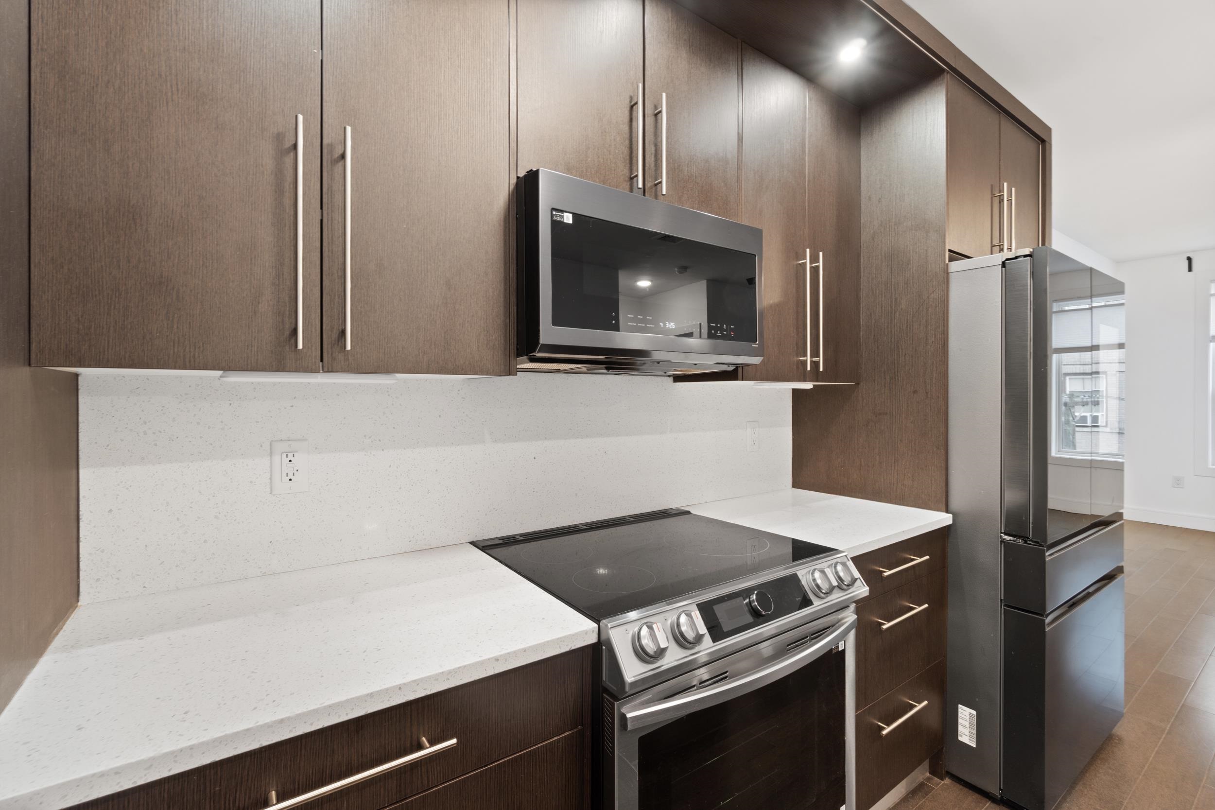 6401 PARK AVE 402