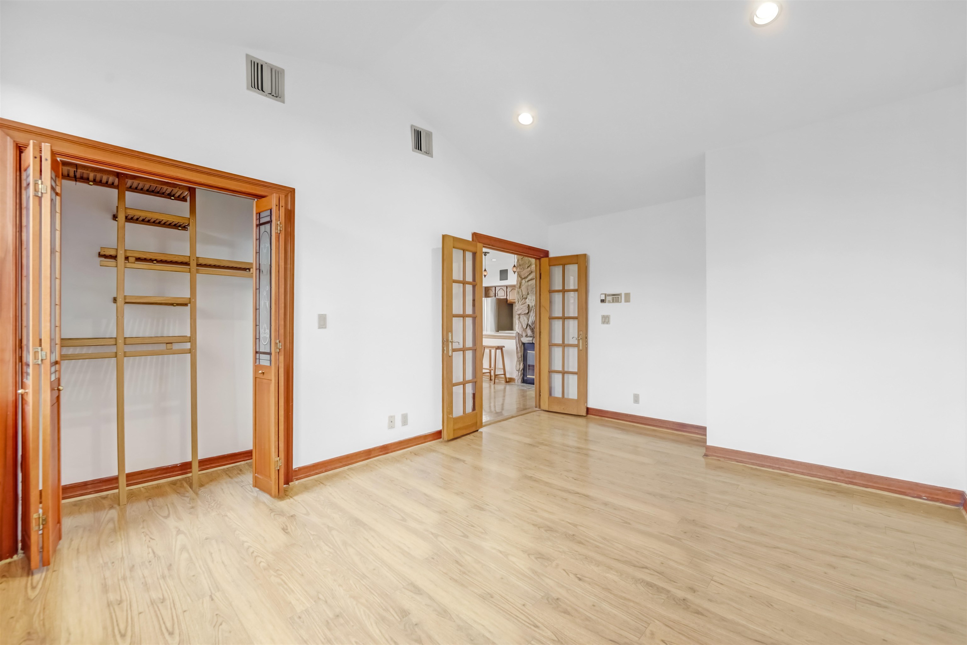 301 79th St #E4, North Bergen, New Jersey image 23