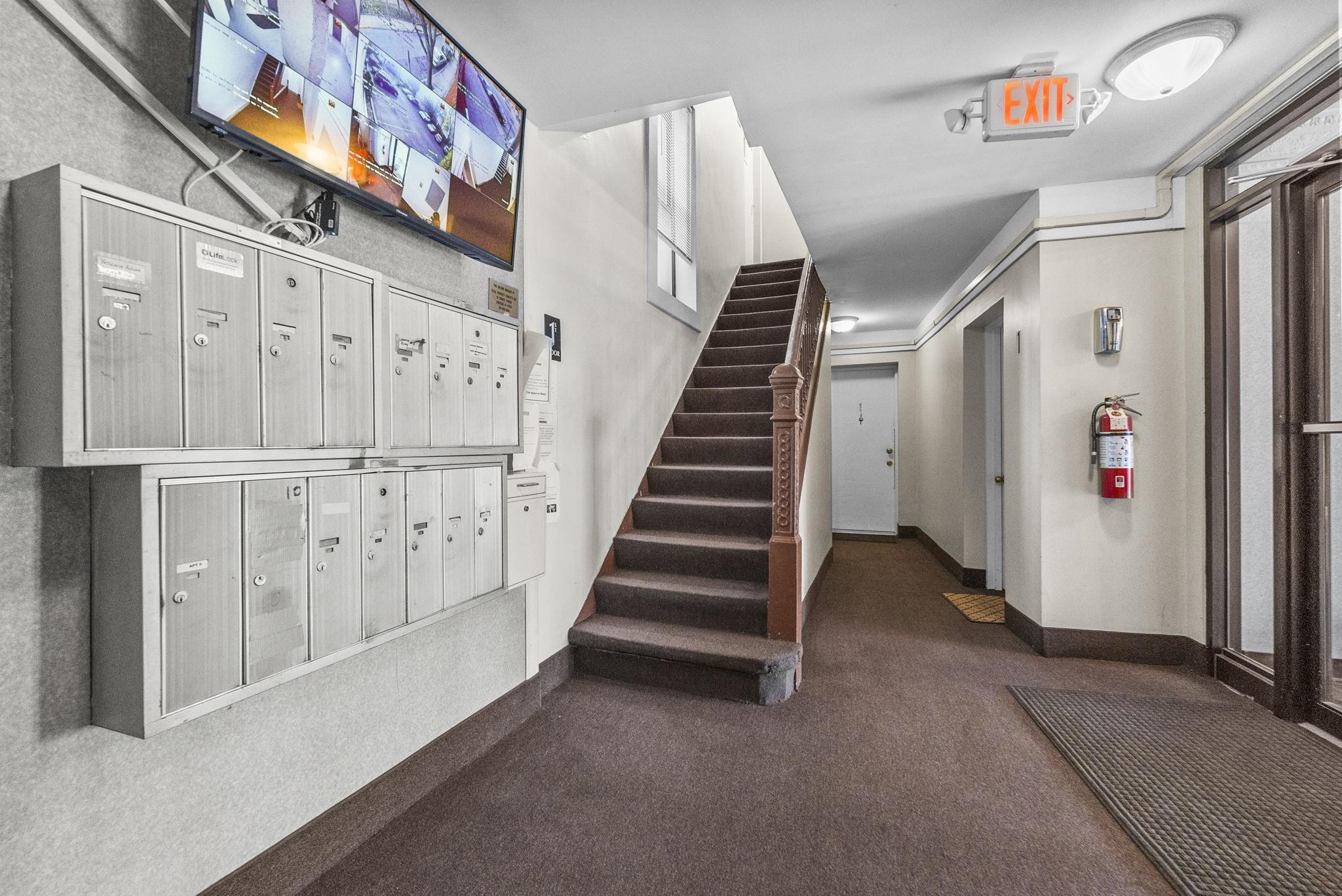 1677 Kennedy Blvd #13, Jersey City, New Jersey image 3