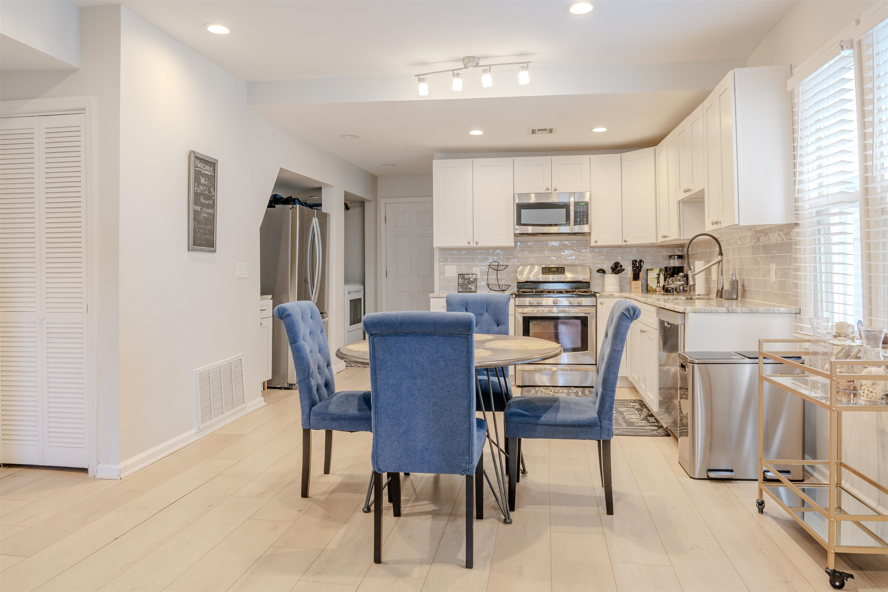 17 West 24th St, Bayonne, New Jersey image 5