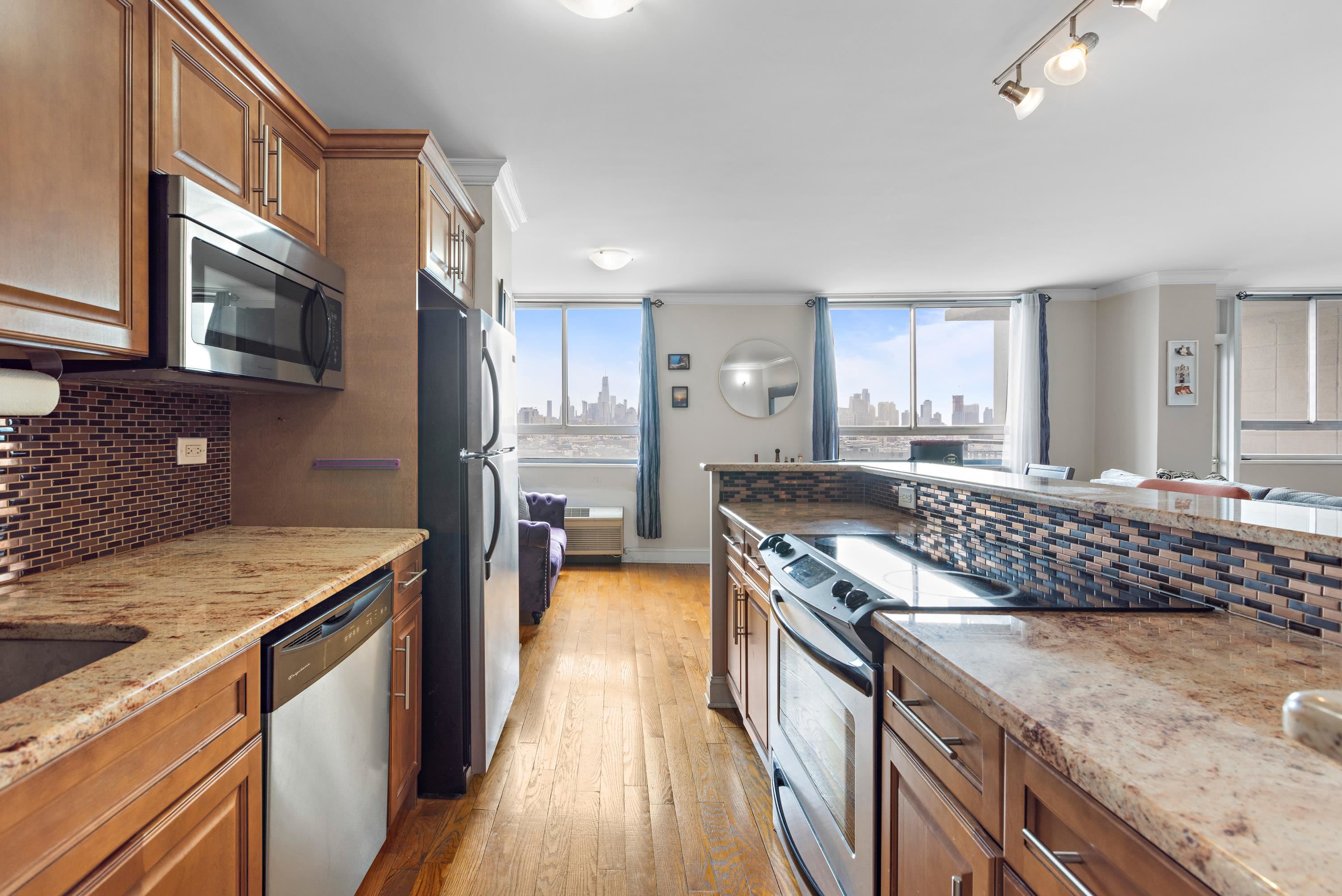 100 Manhattan Ave #407, Union City, New Jersey image 6