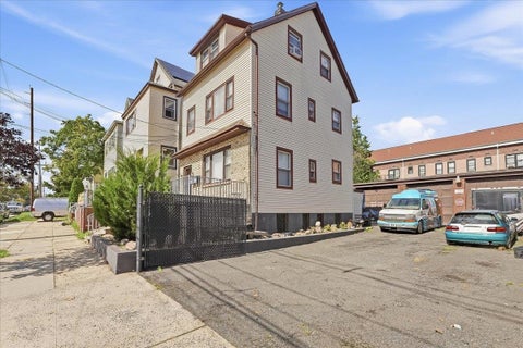 Multifamily For Sale - 39 East 49th St<br/> Bayonne, NJ 07002