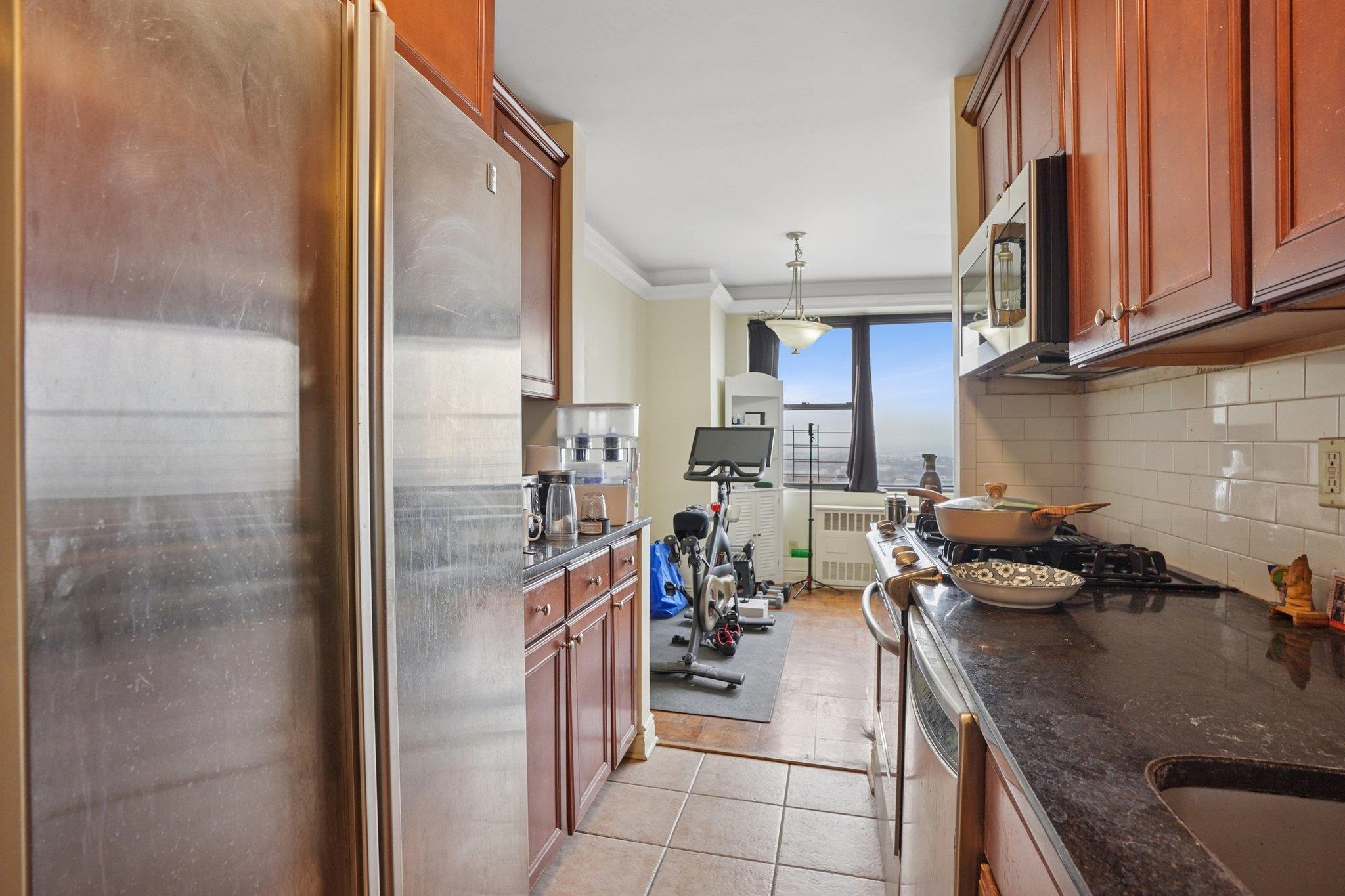 500 Central Ave #1120, Union City, New Jersey image 3