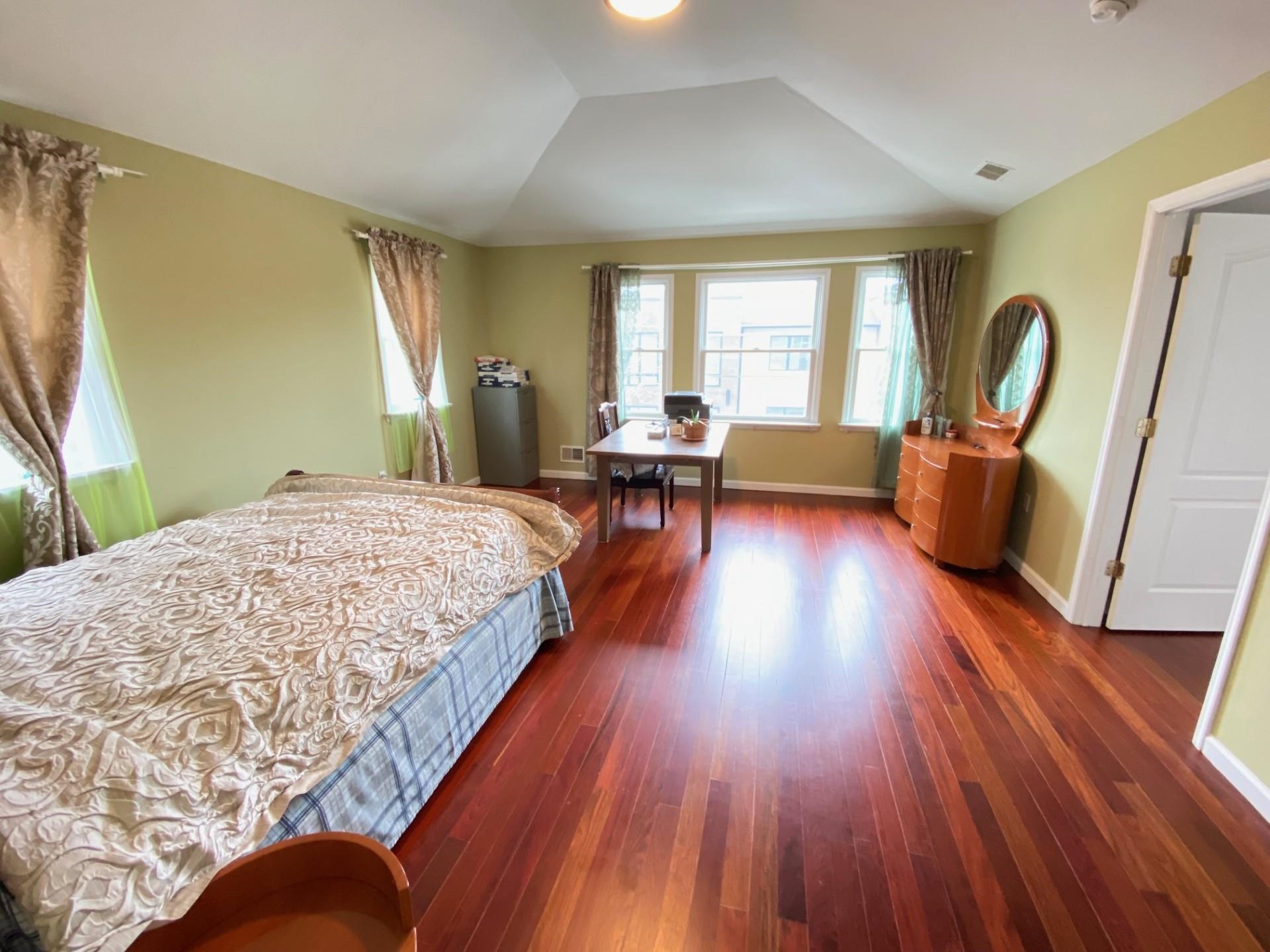 764 Jefferson Ave, Cliffside Park, New Jersey image 40