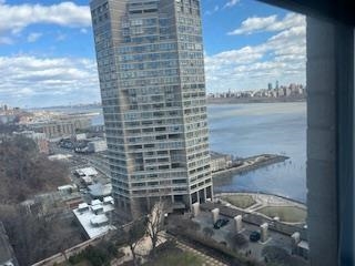 7000 Blvd East #33K, Guttenberg, New Jersey image 4