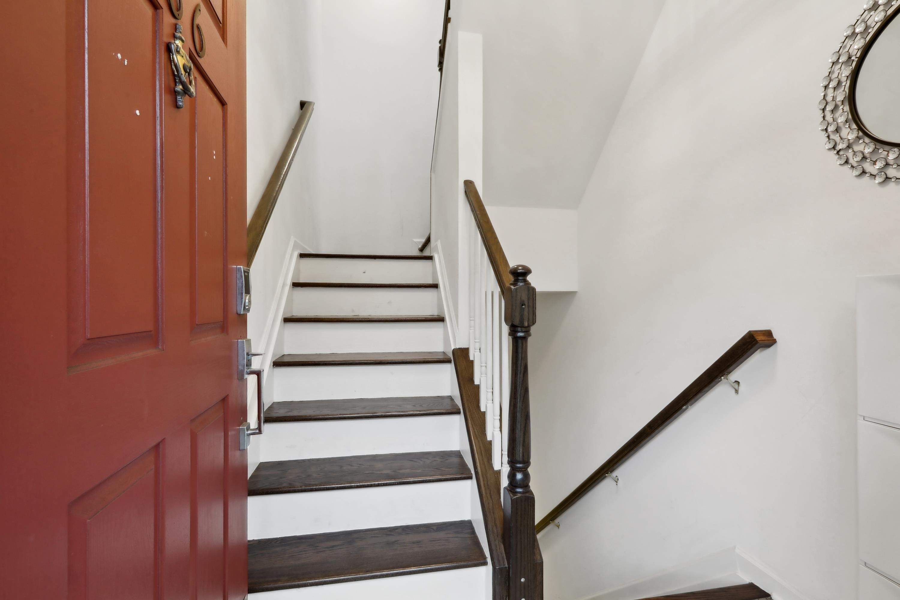 286 Roslyn Ct #286, West New York, New Jersey image 3