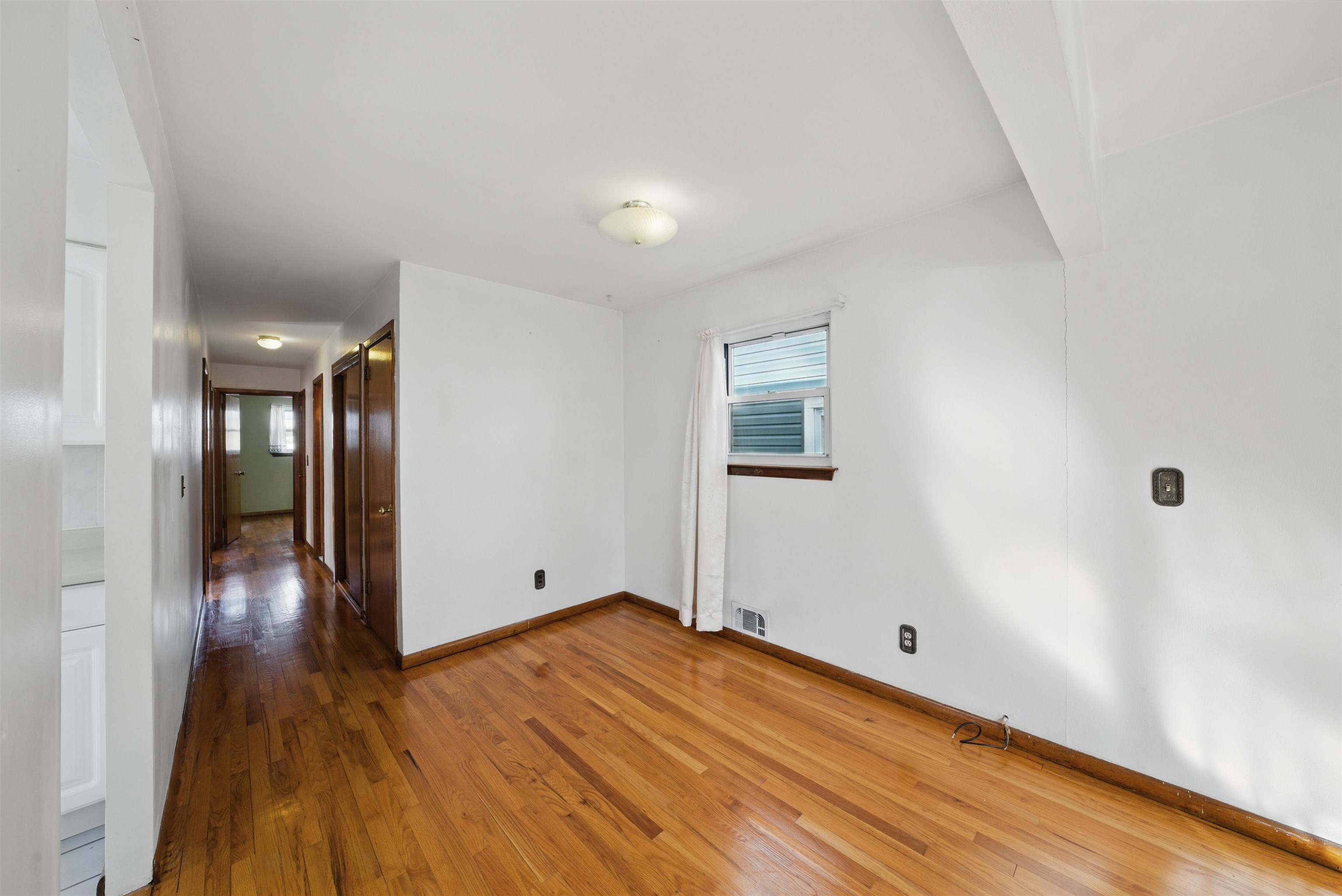 1460 37th St, North Bergen, New Jersey image 11