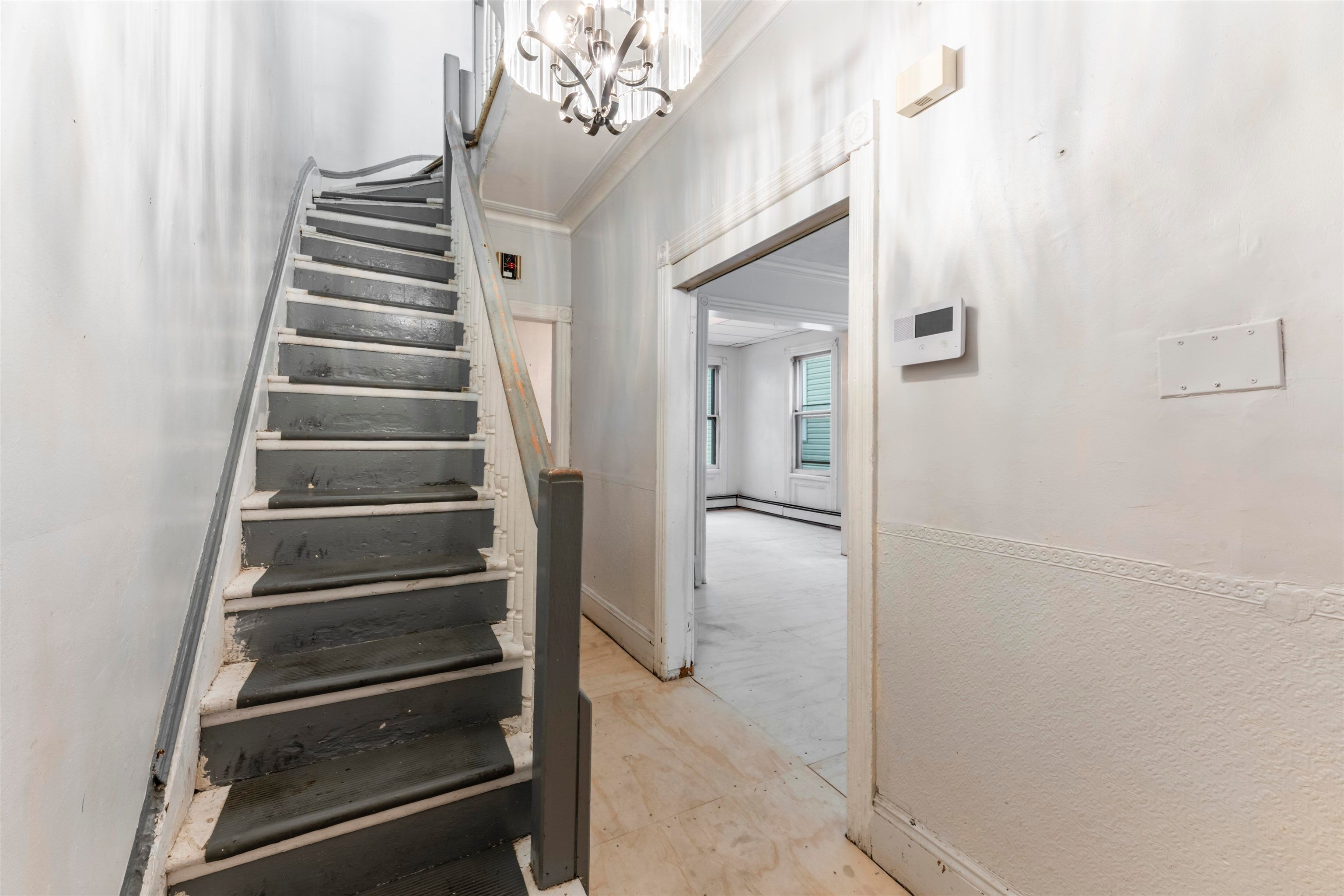 28 BELMONT AVE