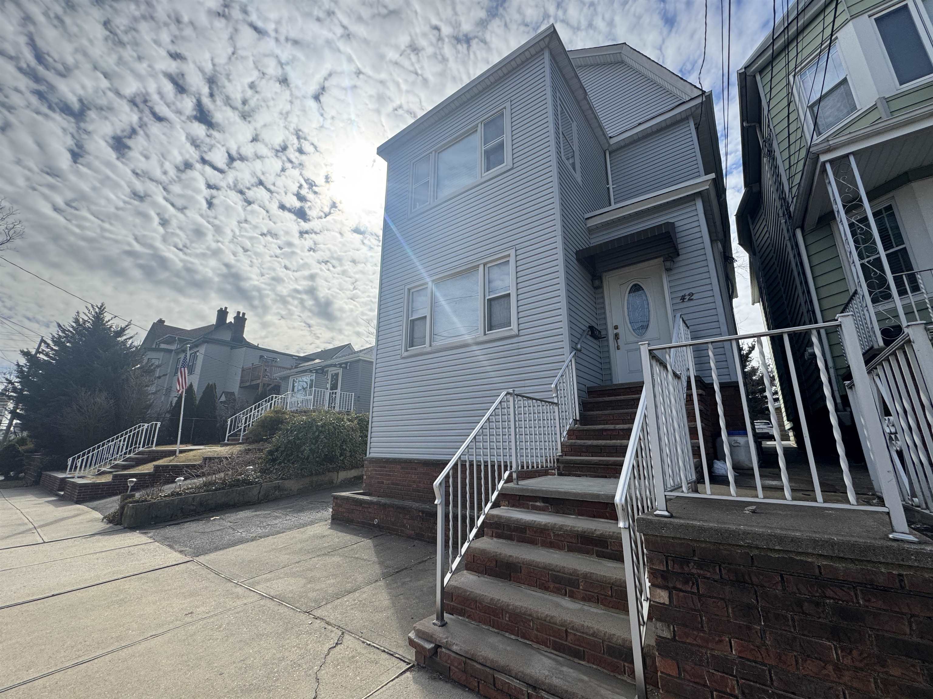 40 East 31st St, Bayonne, New Jersey image 2