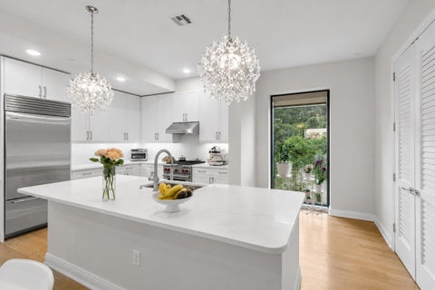 Condo For Sale - 3 Somerset Lane #500<br/> Edgewater, NJ 07020