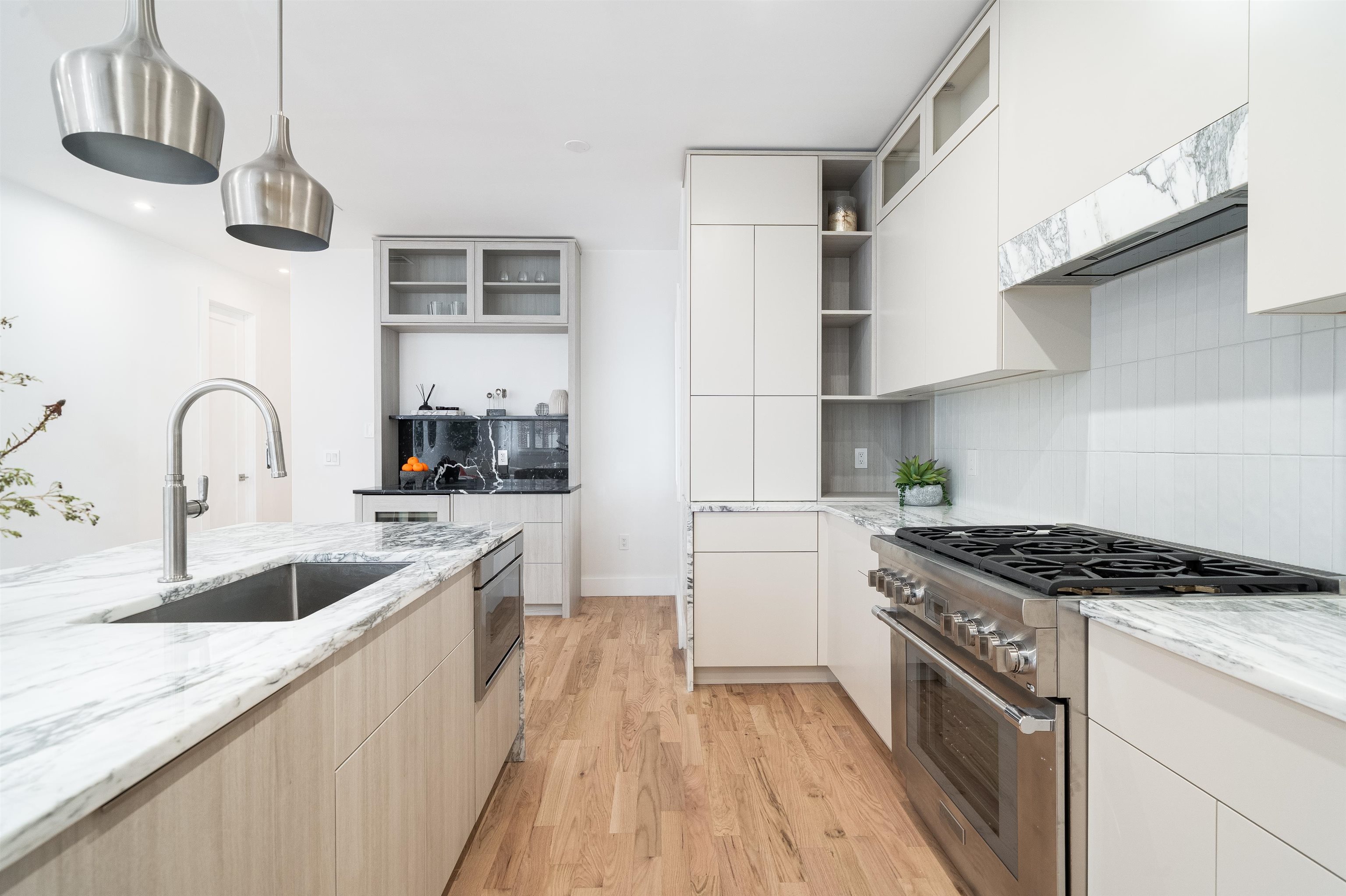 90 Monroe St #2, Hoboken, New Jersey image 4