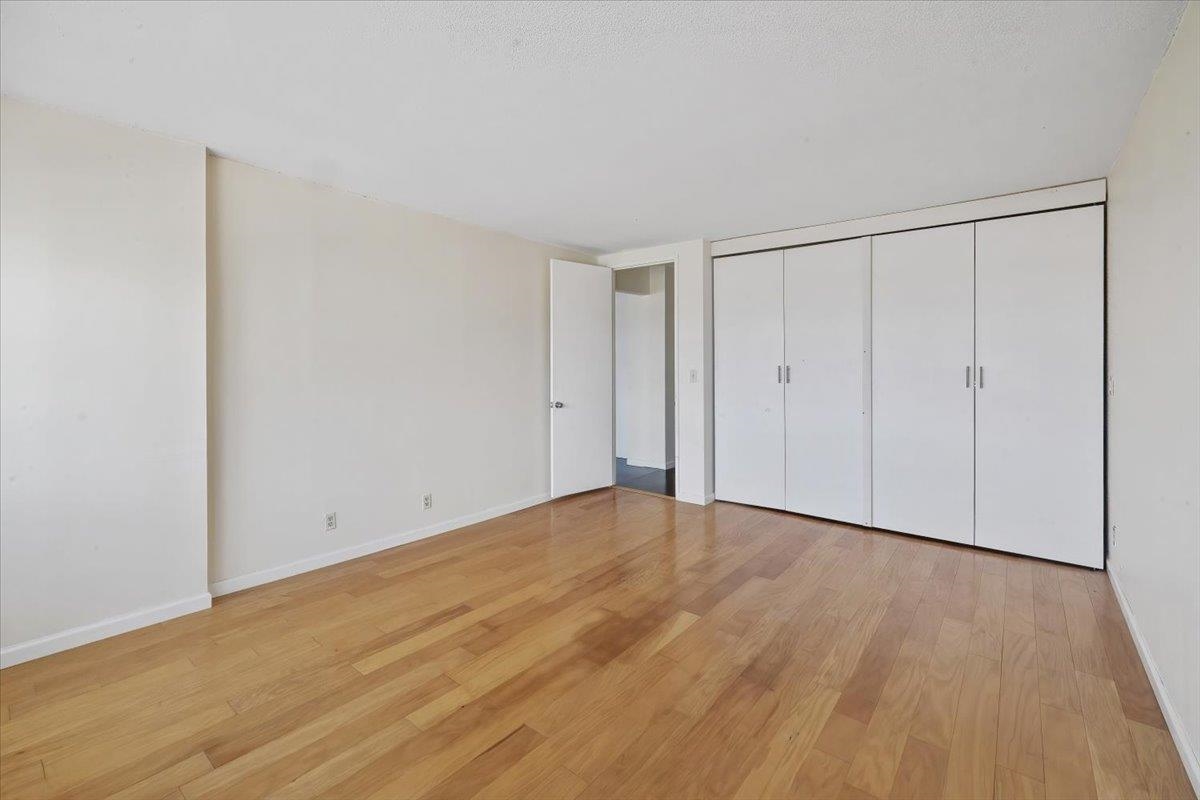 7004 Blvd East #11D, Guttenberg, New Jersey image 17