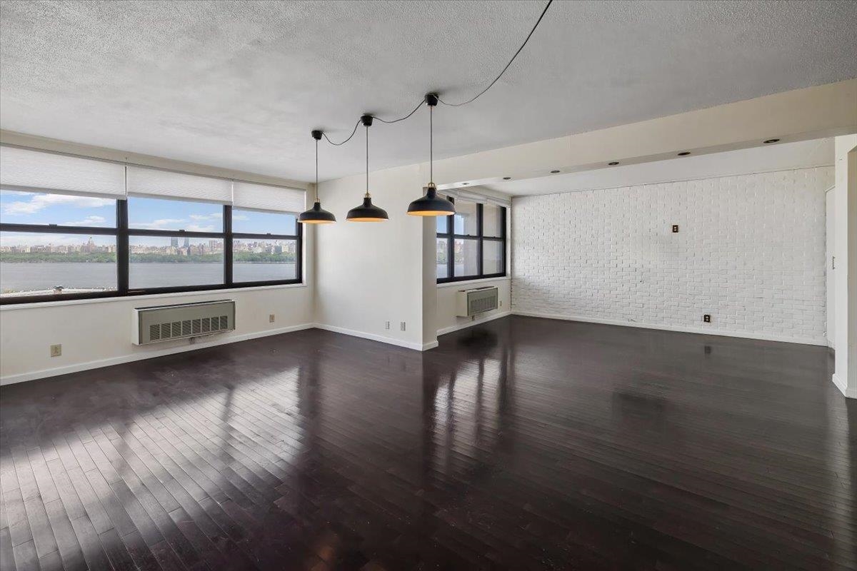 7004 Blvd East #11D, Guttenberg, New Jersey image 3