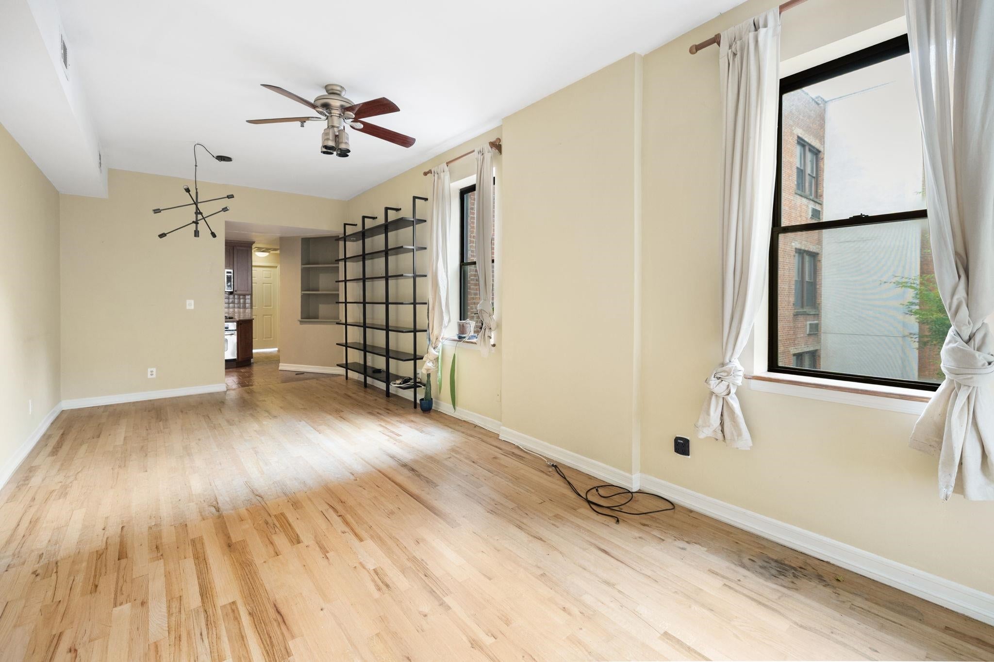 343 VARICK ST 3R