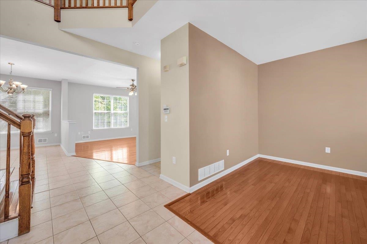 31 WINDING HILL DR