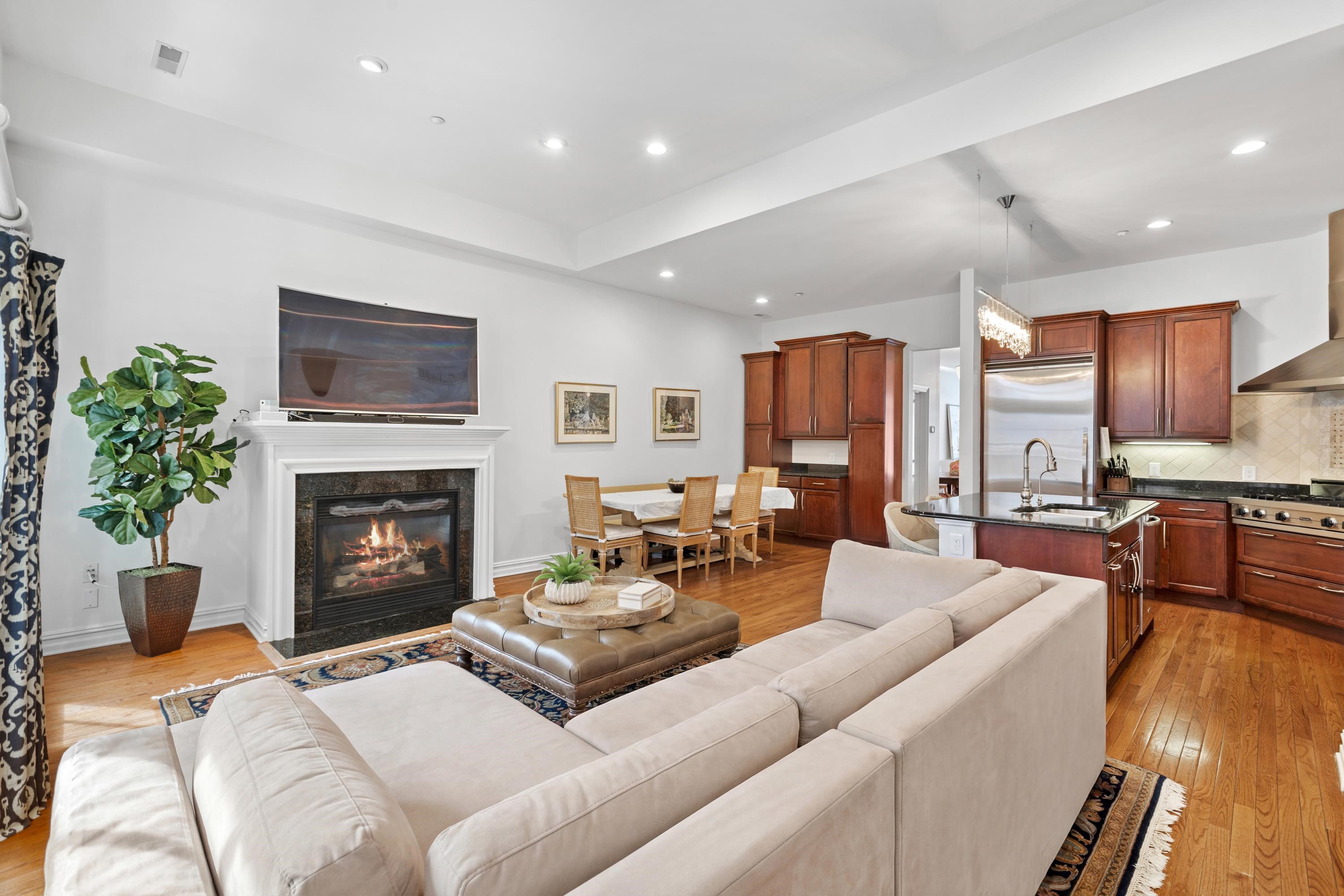 TH-36 REGENCY PL TH-36