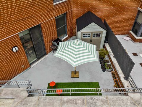 Featured picture for the property 240006153