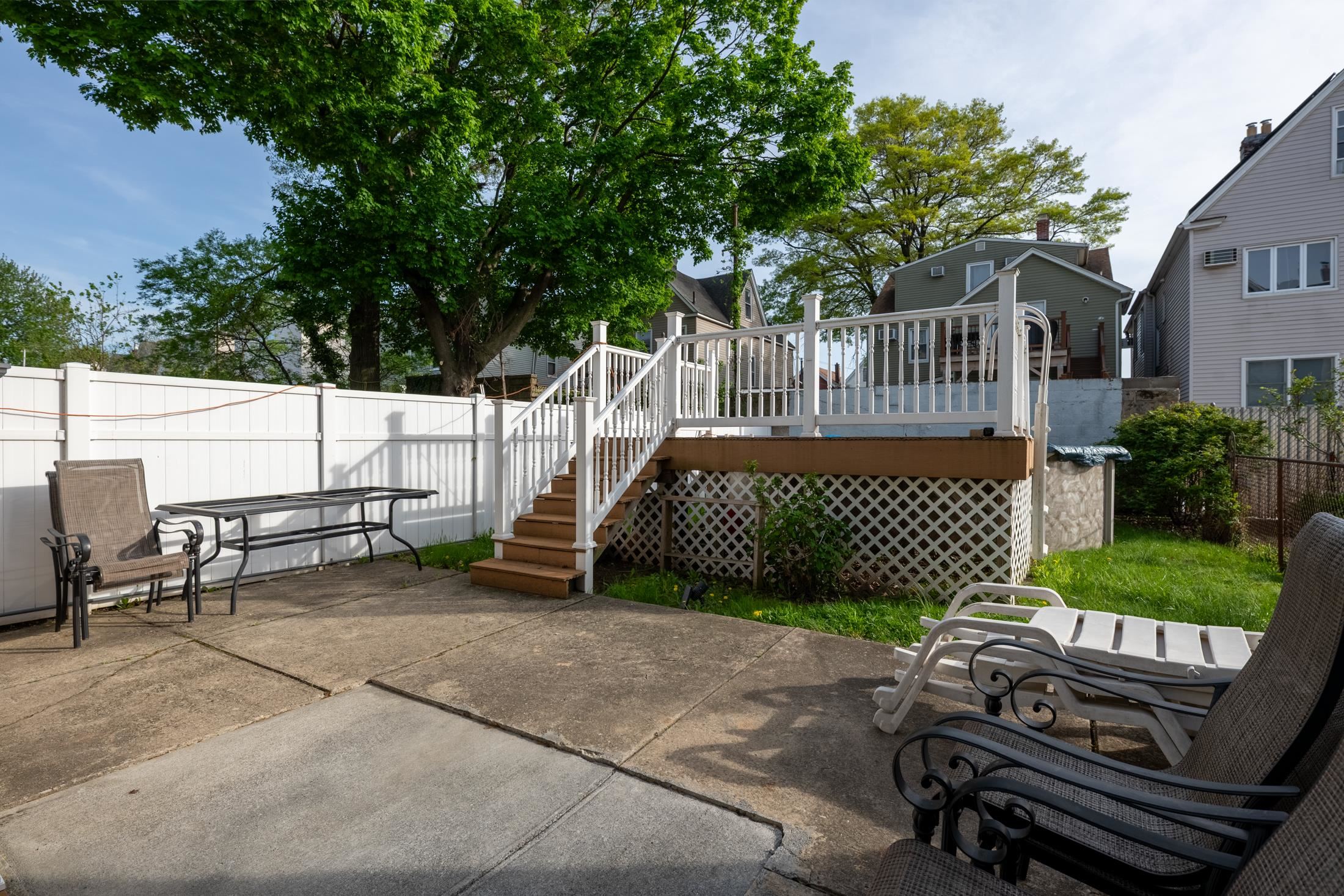 16 East 42nd St, Bayonne, New Jersey image 25