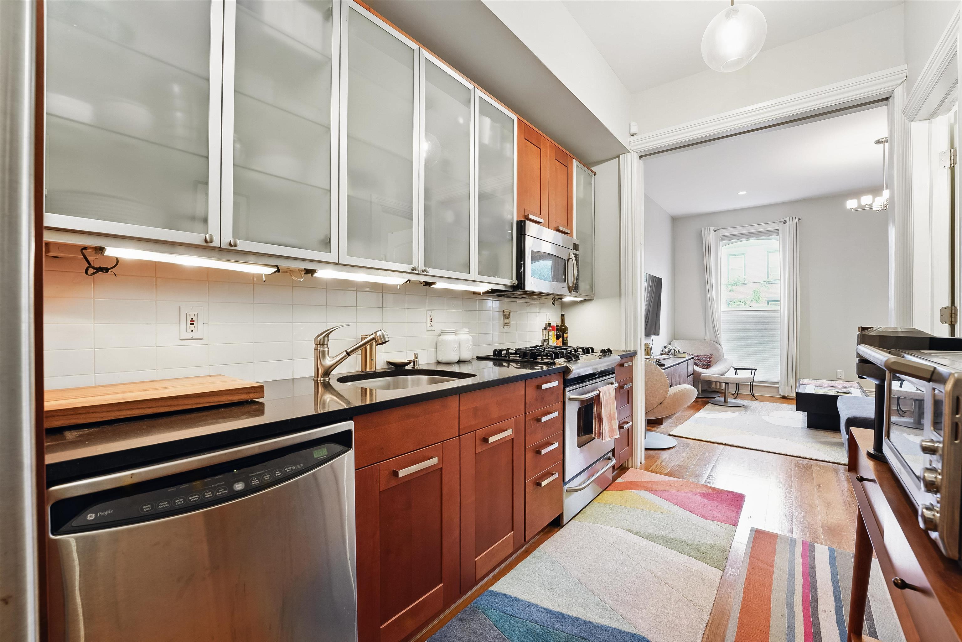 275 5th St #2, Jersey City, New Jersey image 7