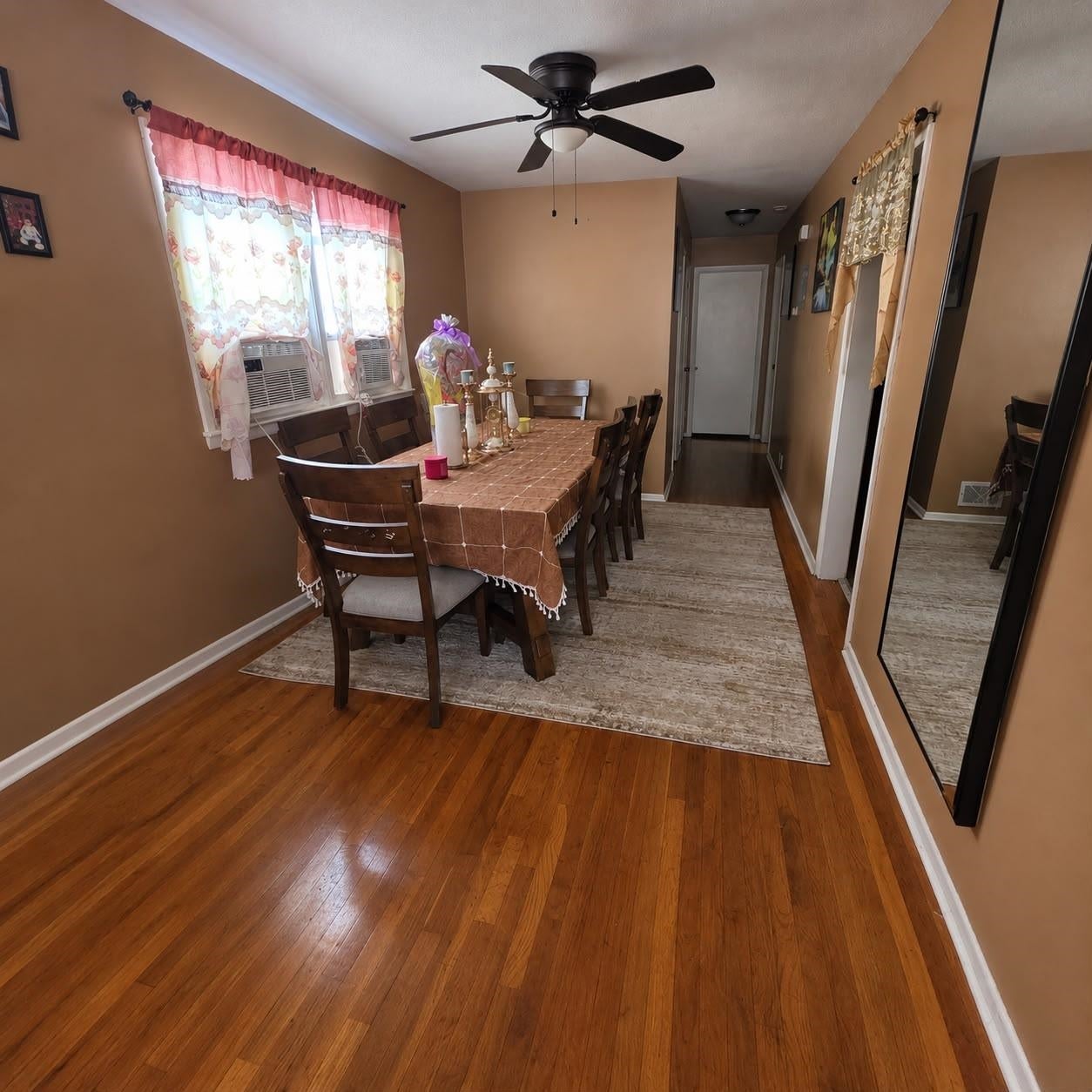 132 ARMSTRONG AVE