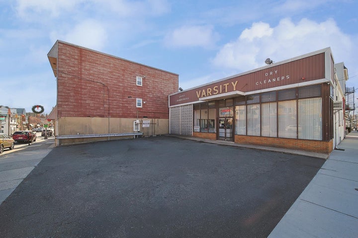 Photo 1 of 7 — 214 FRANK E RODGERS BLVD S, Harrison, NJ 07029