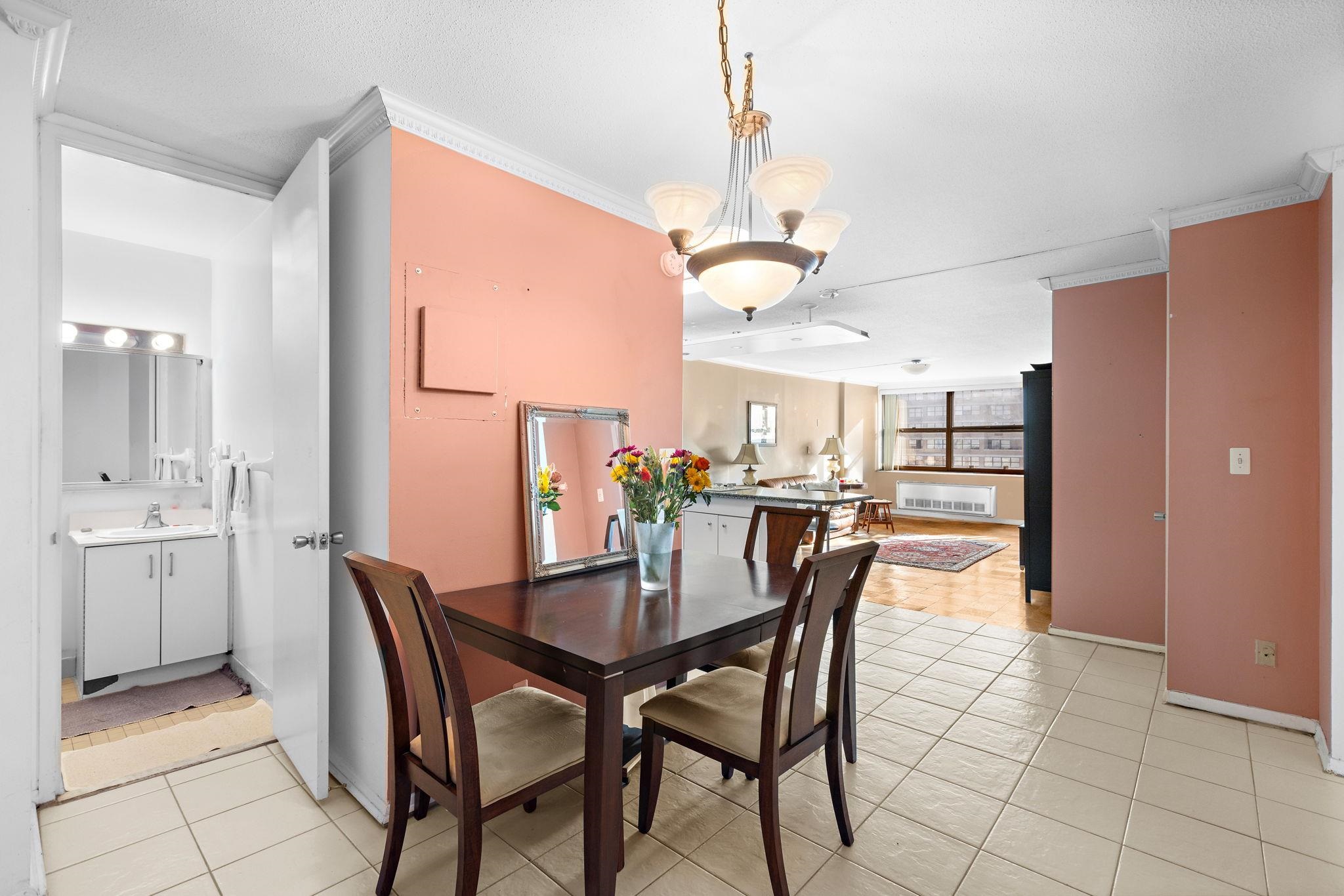 7004 Blvd East #40G, Guttenberg, New Jersey image 6