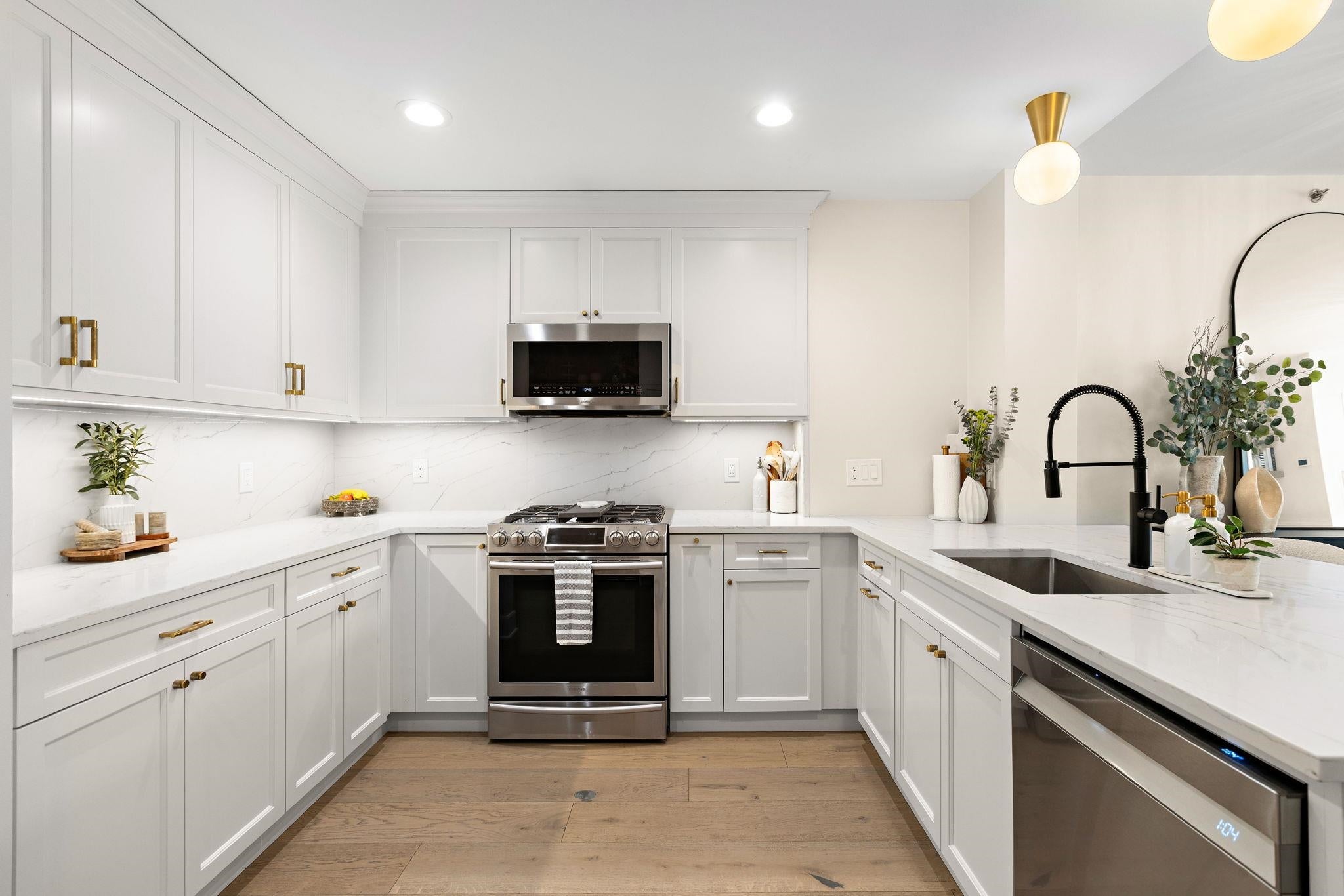 1125 MAXWELL LANE 434-436
