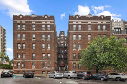 7612 Park Ave Unit C4, North Bergen, NJ 07047 - MLS#: 250009728