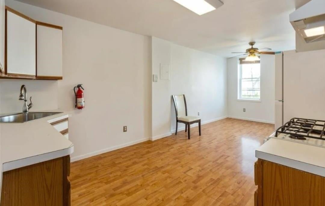 27 66TH ST 3