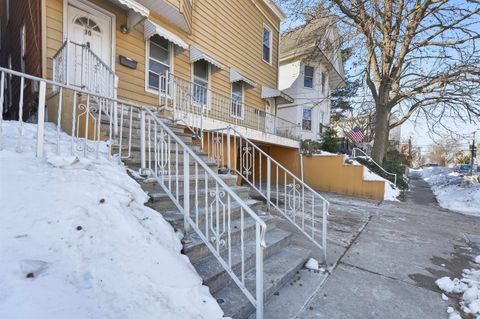 Multifamily For Sale - 30 West 49th St<br/> Bayonne, NJ 07002