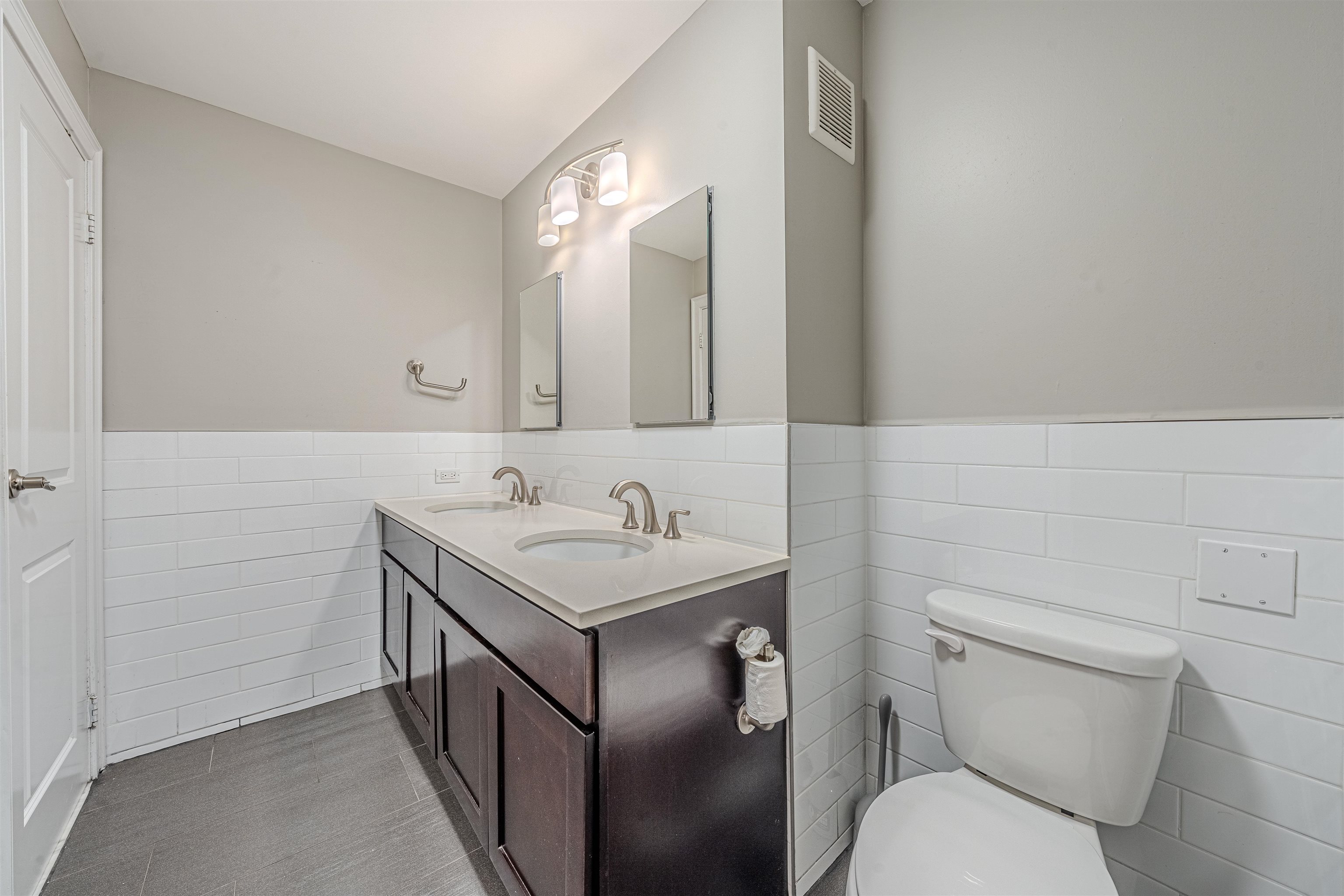 532 Harmon Cove Tower #532, Secaucus, New Jersey image 31