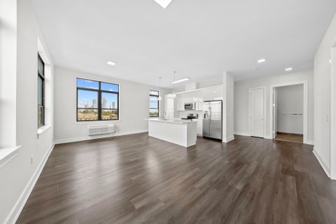 Apartment For Rent - 121 34th St #403<br/> Union City, NJ 07087