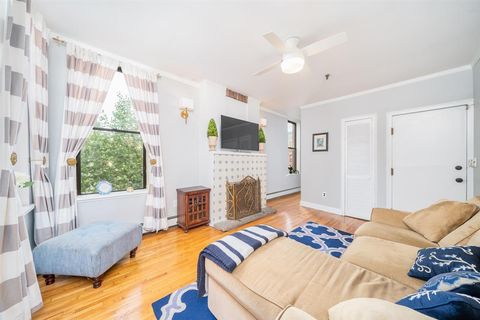 Apartment For Rent - 132 Madison St #2R<br/> Hoboken, NJ 07030
