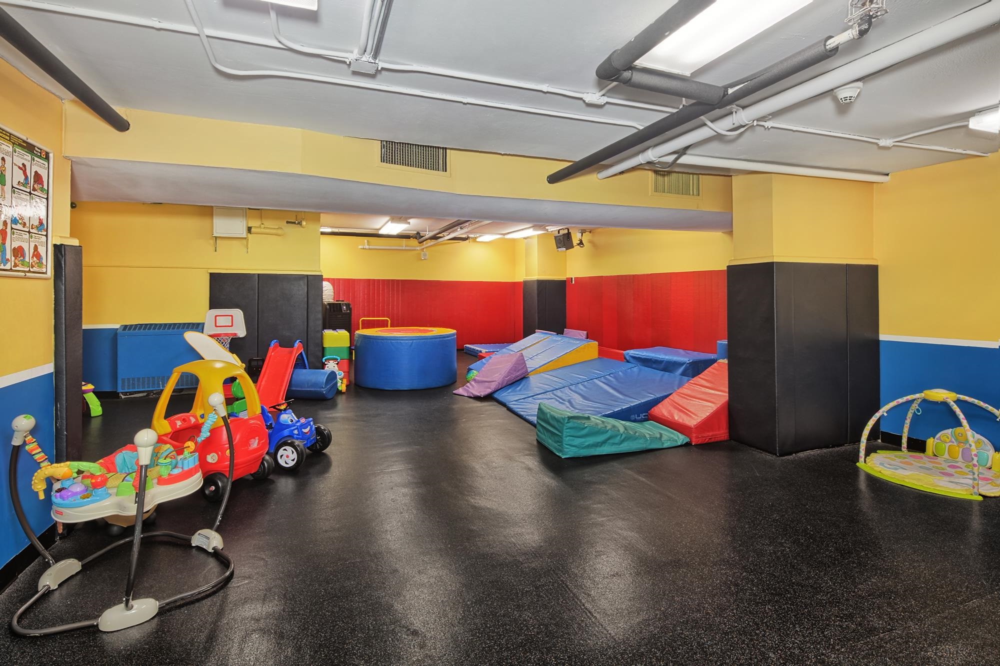 7004 Blvd East #016F, Guttenberg, New Jersey image 29