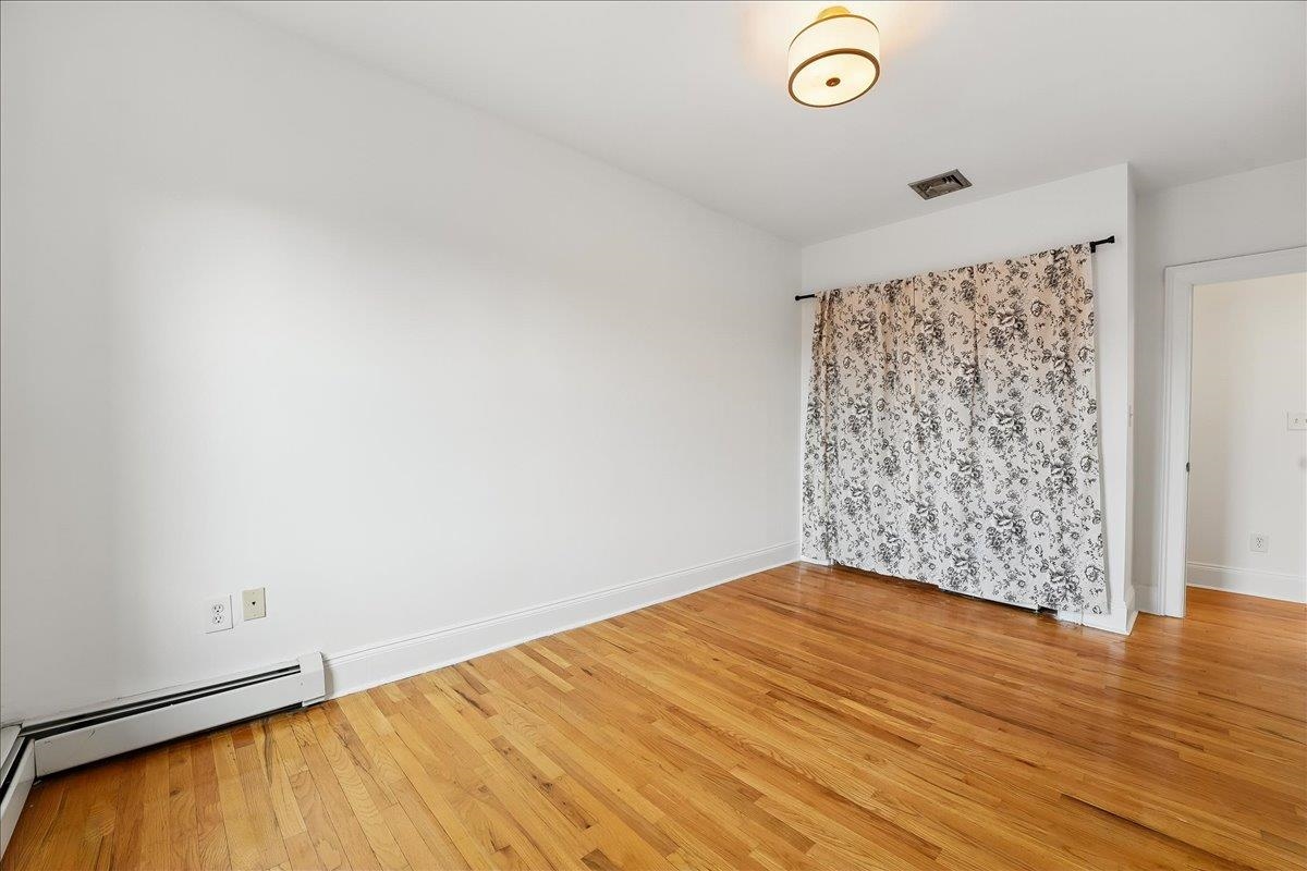 189 Christopher Columbus Dr #4, Jersey City, New Jersey image 15