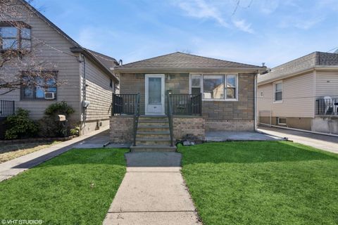 64 West 57th St, Bayonne, NJ 07002 - MLS#: 250002135