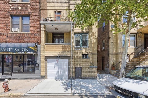 Multifamily For Sale - 124 61st St<br/> West New York, NJ 07093