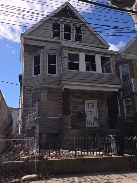 Multifamily For Sale - 63 Wegman Parkway<br/> Hudson County, Jersey City, NJ 07305