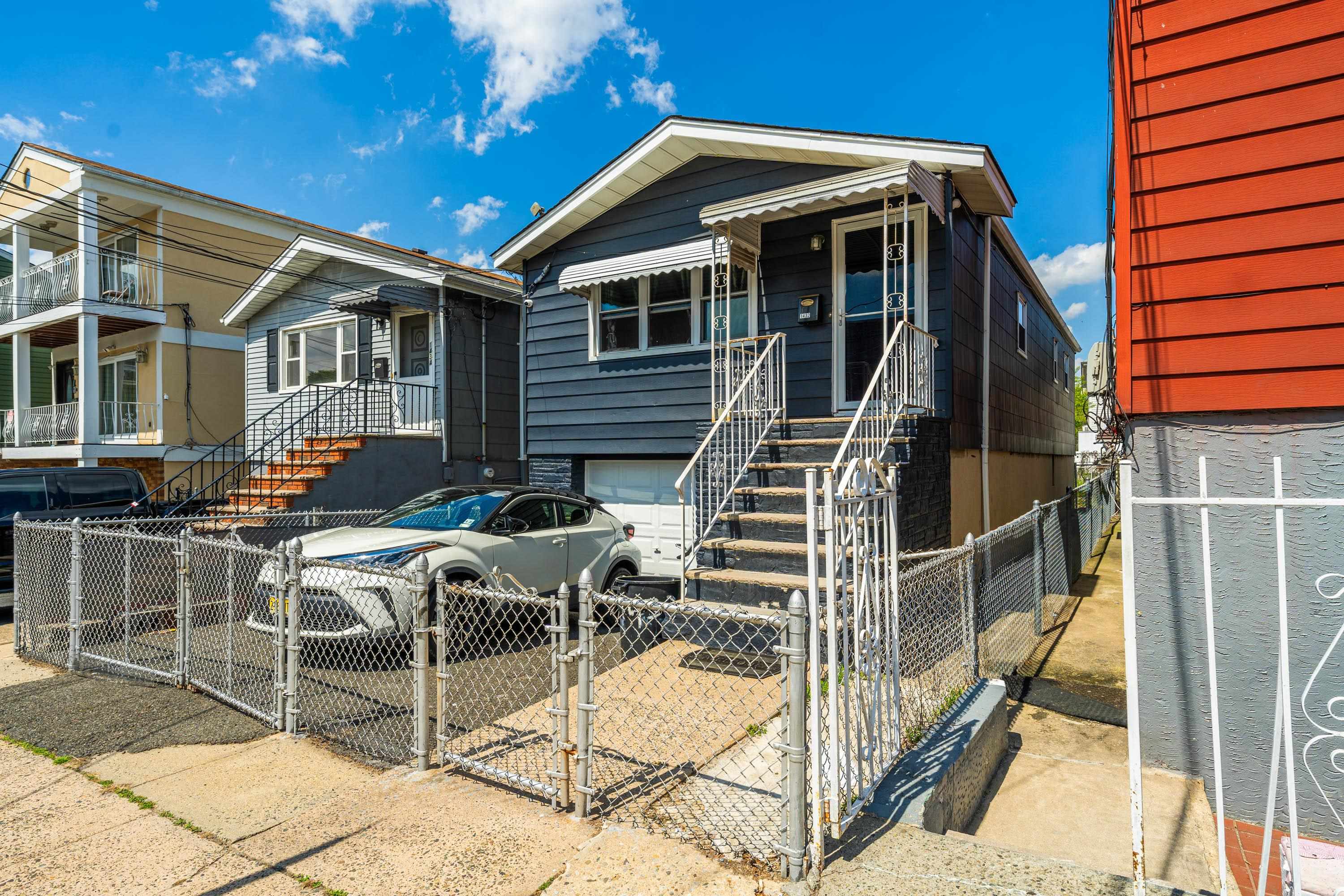 1432 44th St, North Bergen, New Jersey image 2