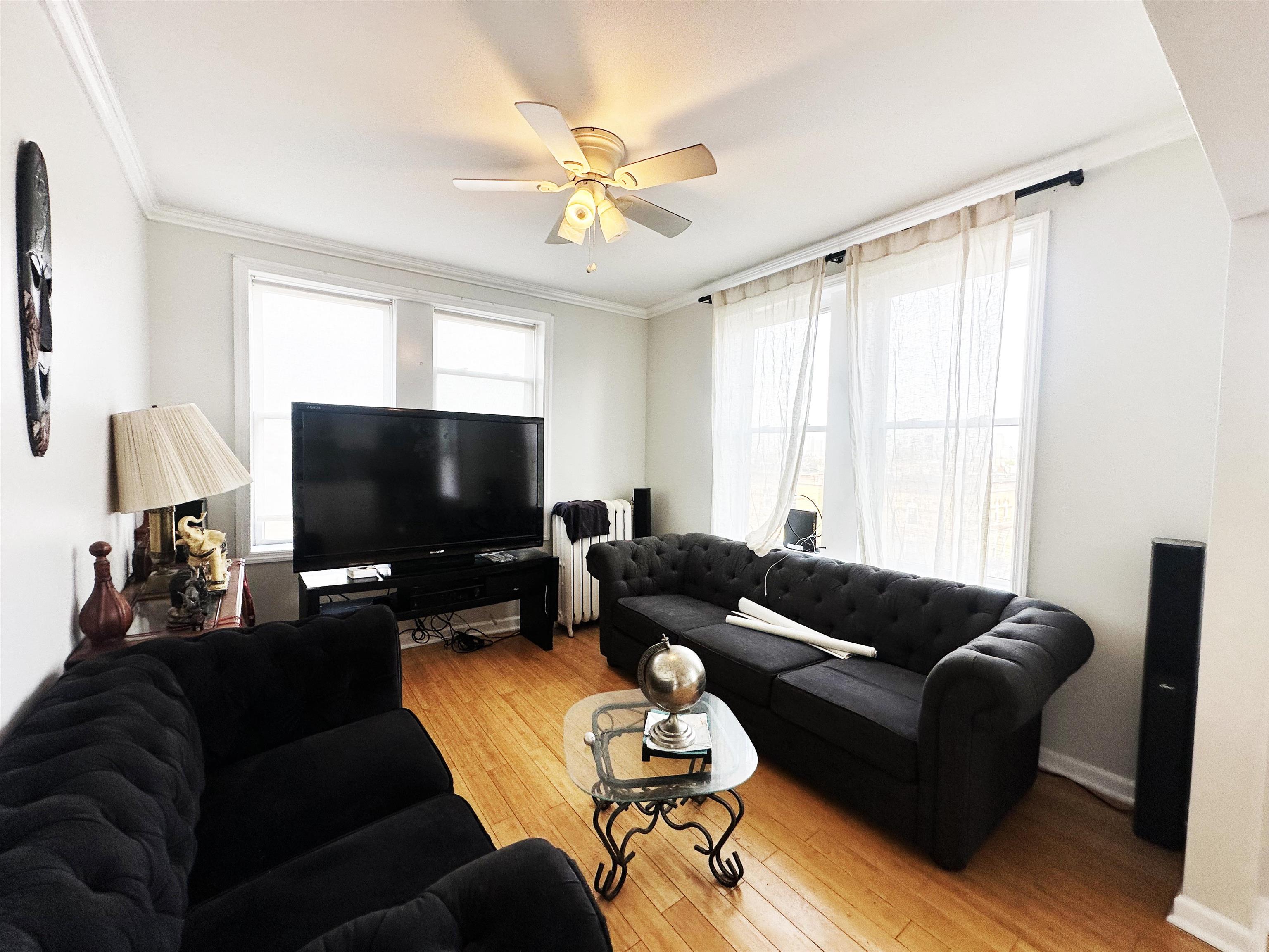 201 45th St #E2, Union City, New Jersey image 11